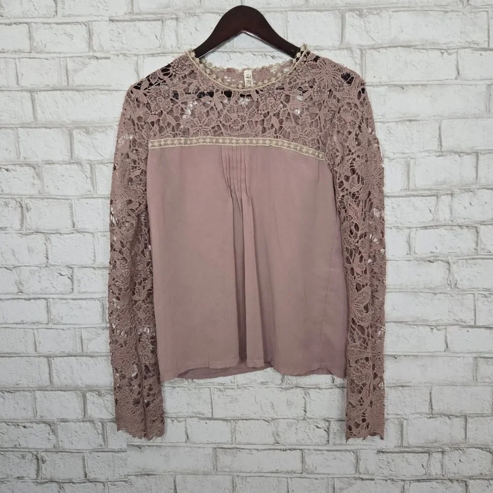 Cute lace top light brown blouse